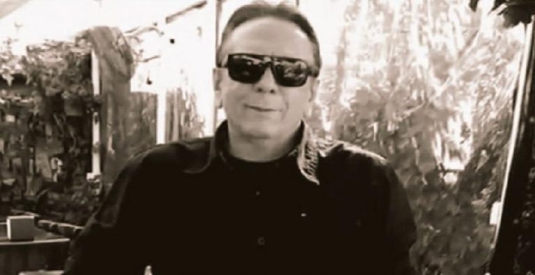 Son dakika: Ünlü müzisyen ölü bulundu! Cenazesine günler sonra ulaşıldı!