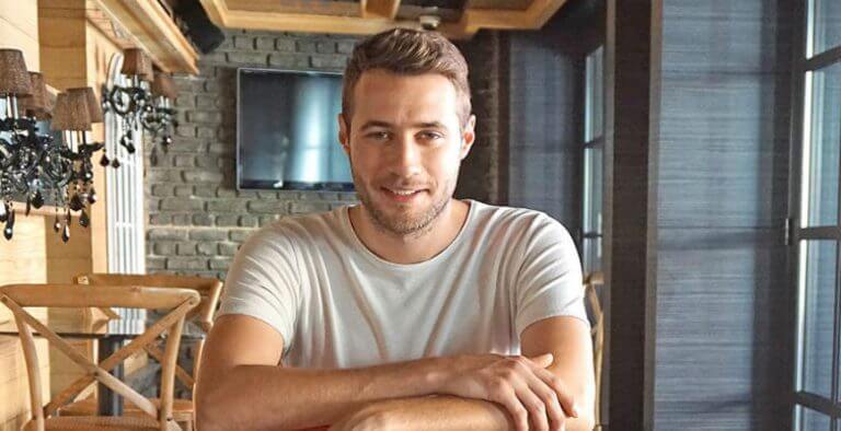 Mehmet Ozan Dolunay Kimdir?