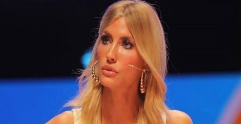 Çağla Şıkel Emre Altuğ ile ilgili soruları iştenlikle cevapladı!