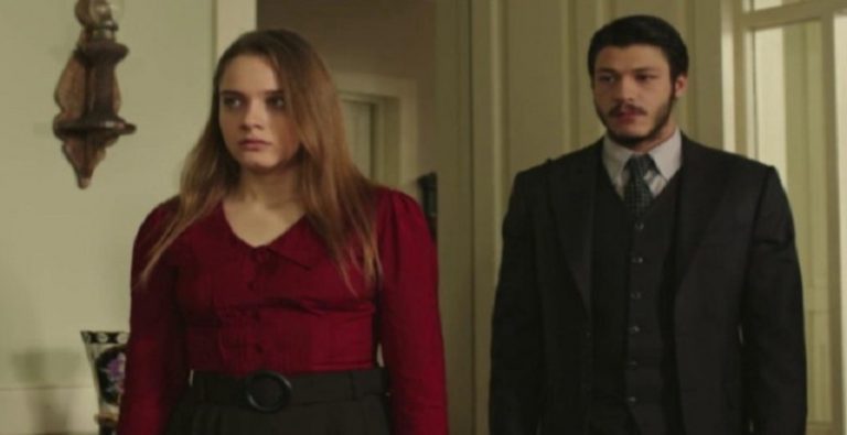 Miray Daner İle Kubilay Aka Çiftinden Aşk Pozu!