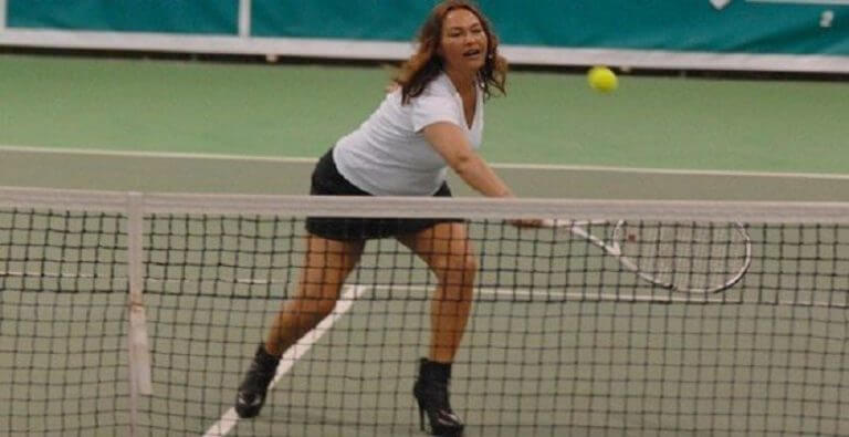 İsabella Damla Güvenilir’den Hülya Avşar’a çağrı