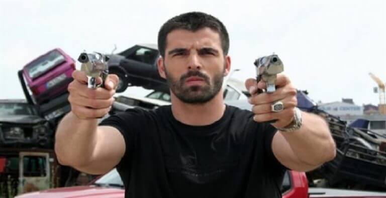 Mehmet Akif Alakurt, yine ‘Adanalı’ izleyicisine çıkıştı!