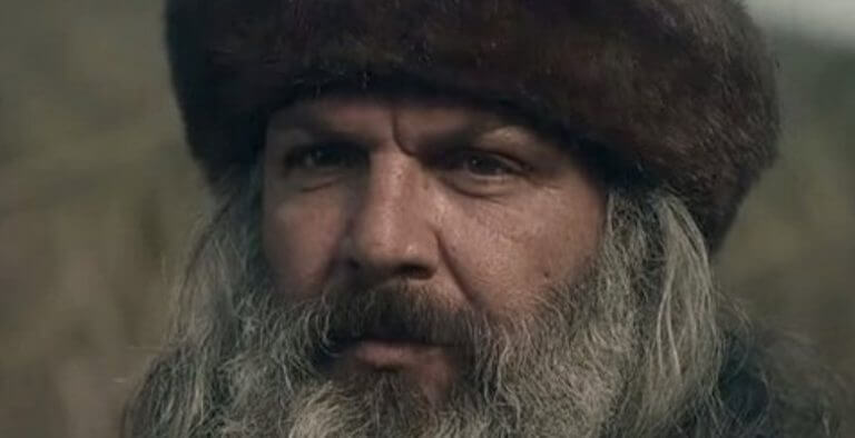 Sedat Erdiş kimdir?