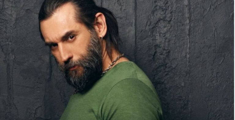 Sezgin Erdemir kimdir?