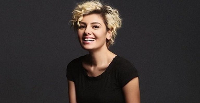 Oyuncu Burcu Binici, yeni sevgilisi ile tatilde…