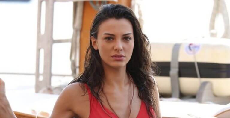 Tuvana Türkay Londra’dan ev aldı