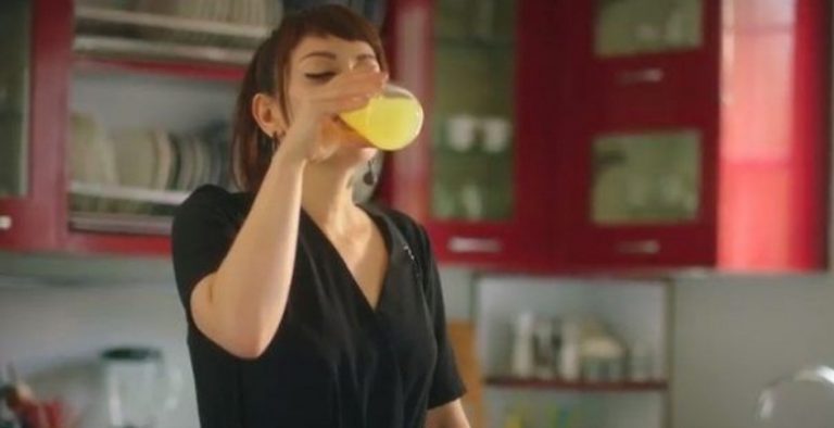 Ufak Tefek Cinayetler final bölümünde başrol limonata bardağının oldu!