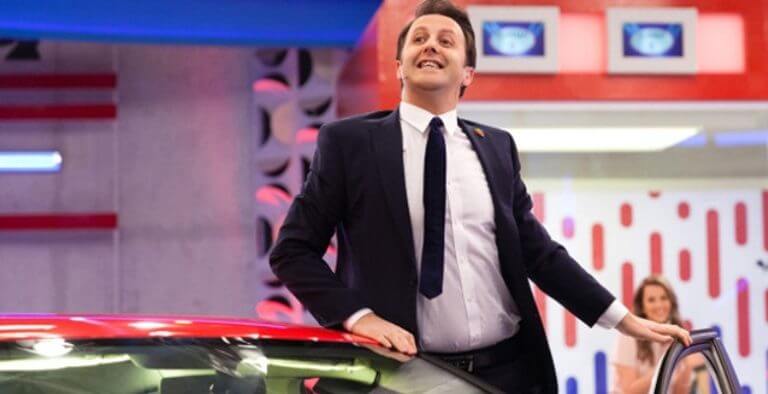 Yaparsın Aşkım’da yarışmacı İlker Ayrık’ı ısırdı!