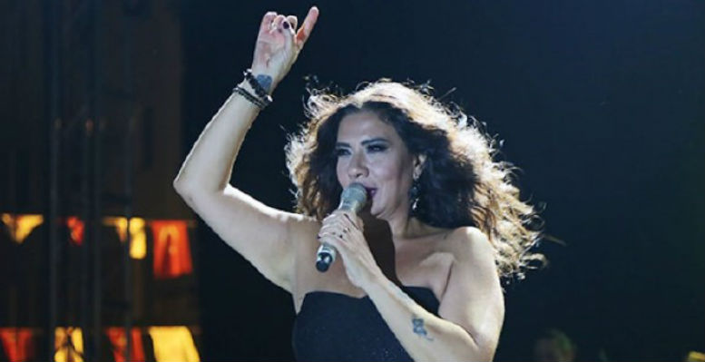 ışın Karaca İsyan