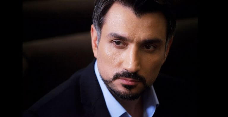 Cahit Kayaoğlu kimdir