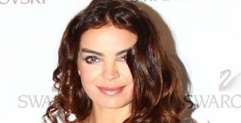 Esin Moralıoğlu kimdir?