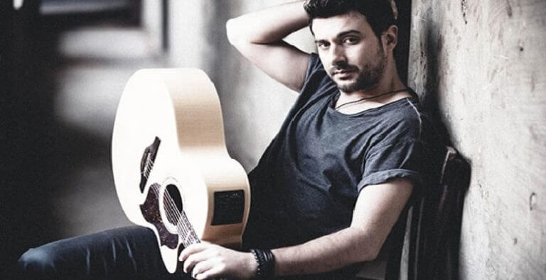 Gökhan Tepe: Çöp poşetlerinin dolmadan atılmasına sinir oluyorum, israf!