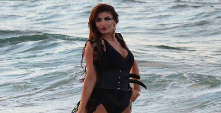 Şarkıcı Hatice, yeni sevgilisi ile ilk kez görüntülendi!