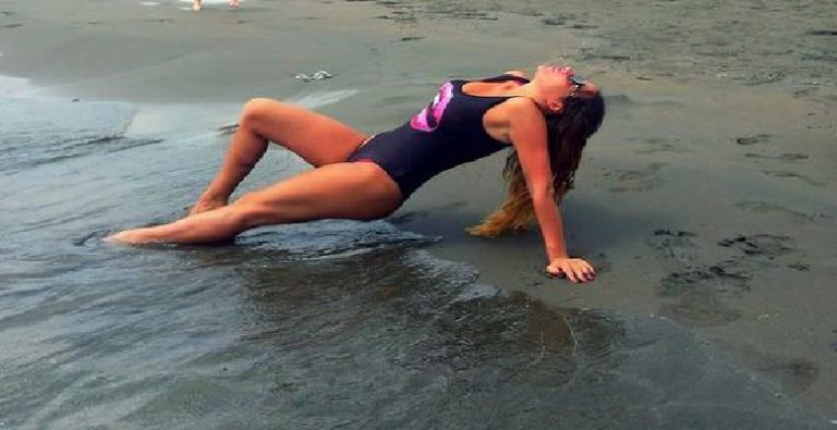 Ölen babasının cesediyle selfie çekilip paylaştı!