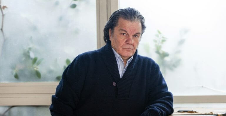 Kazım Akşar kimdir?