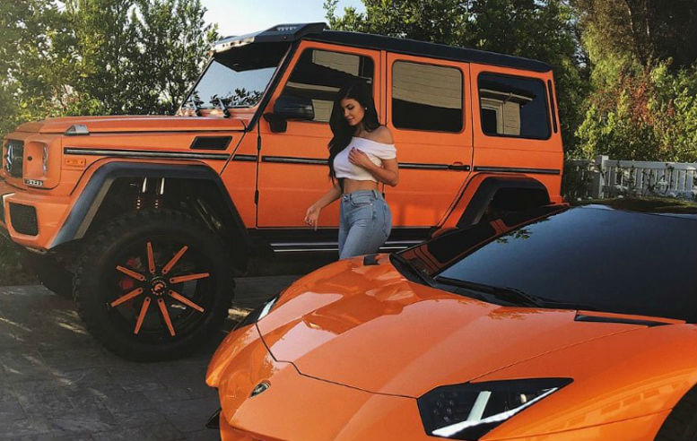 kylie Jenner araba