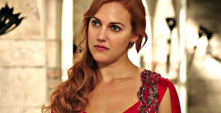 Meryem Uzerli yeni imajı beğenilmedi