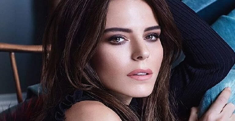 Simge Sağın dört yıllık aşkını noktaladı! İşte ilk açıklama…