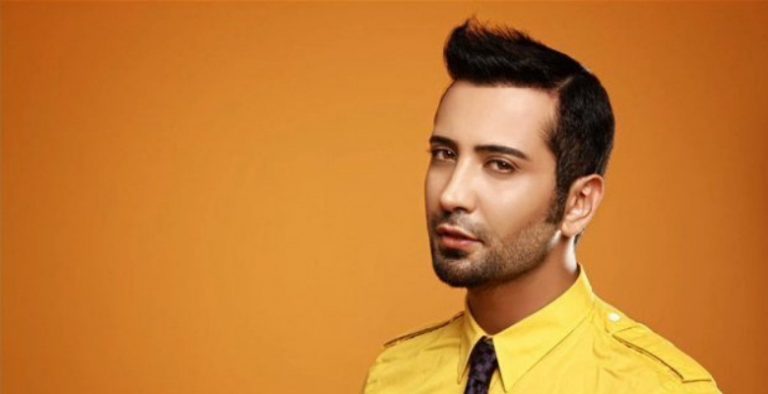 Tan Taşçı ve Sevgilisinin Yoga Görüntüleri Sosyal Medyayı Salladı