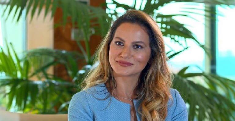 Yıldız Asyalı kimdir?