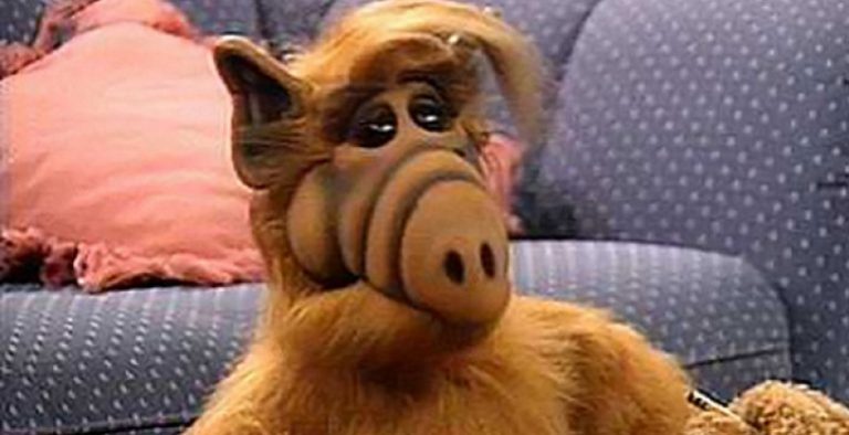 Alf dizisi yeniden ekranlara mı geliyor?