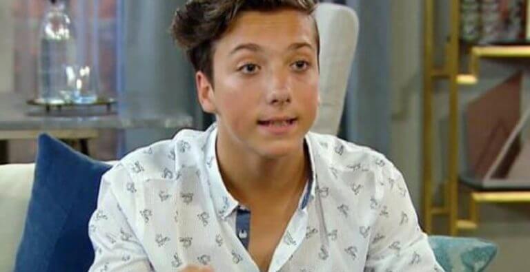 Alperen Khamis Kimdir?