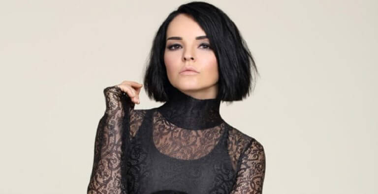 Şarkıcı Bengü’ye Şok Suçlama!