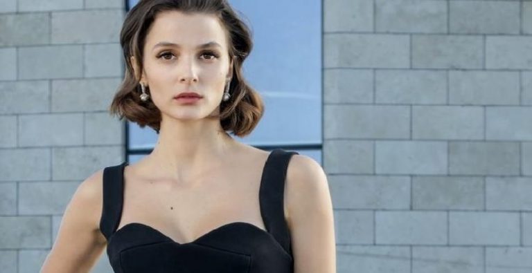 Büşra Develi’den gönderme: Bizi çekmeden duramazlar