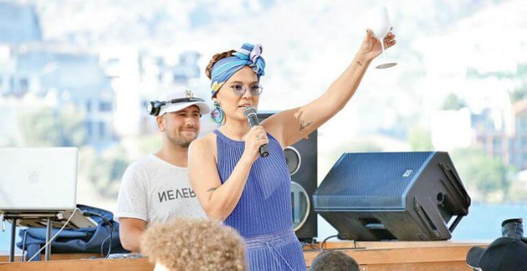 Demet Akalın’ın Amerika Macerası Neden İptal Oldu?