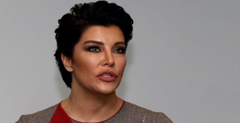 Deniz Akkaya isyan etti: Kafası bel altındaki amcalar!