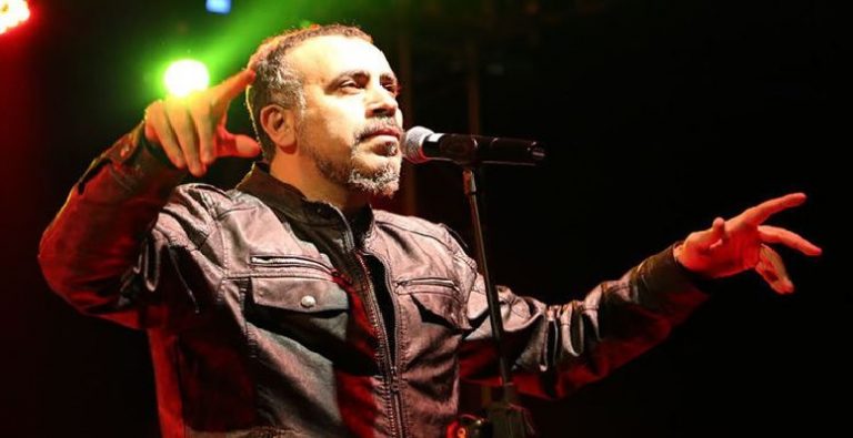 Haluk Levent Hindileri Çalınan Kadına Yardım Etti!