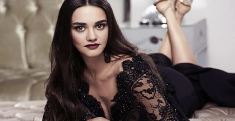 Son Dakika! Hande Soral Hastanelik Oldu!