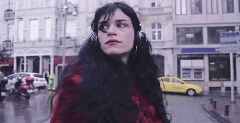 Kimse Harbiye’de Kıvılcım Gibi Oturmadı!