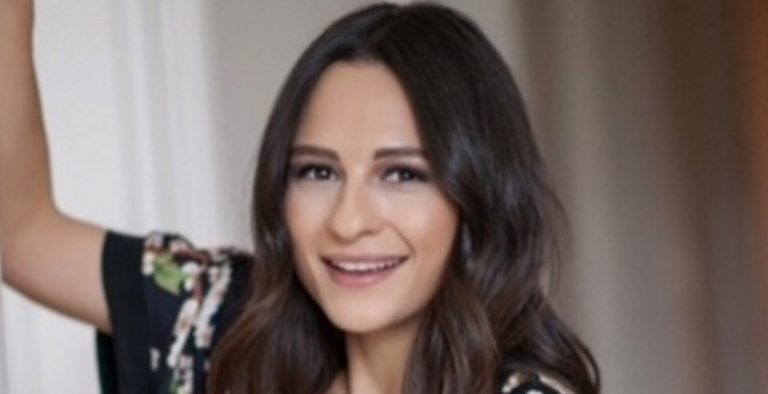 Selin Yeninci kimdir