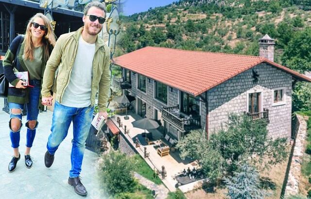 Serenay Sarıkaya ve Kerem Bürsin tatilde