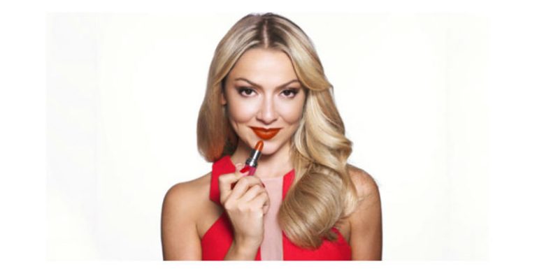 Hadise Dekolte