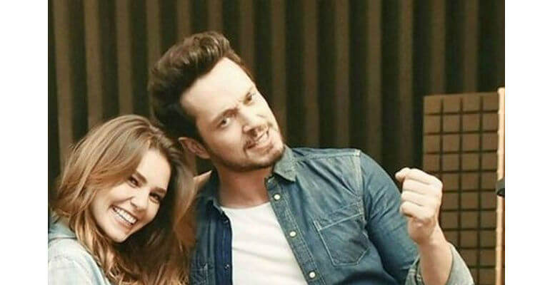 Murat-Boz-ile-Asli-Enver-Baristimi