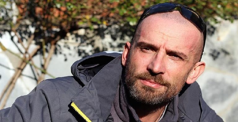 Ahmet Pınar Kimdir?