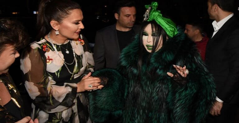 Bülent Ersoy Demet Akalın’a Göndermede Mi Bulundu?