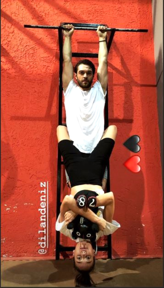 Dilan Çiçek Deniz'i Kucağına Alıp Aşağıya Sarkıttı