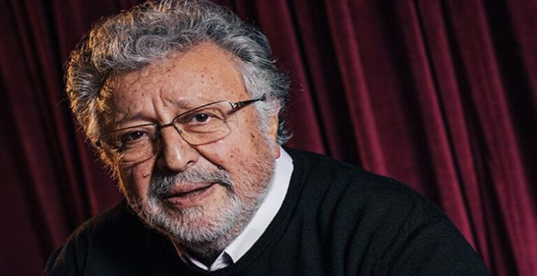 Metin Akpınar Kimdir?