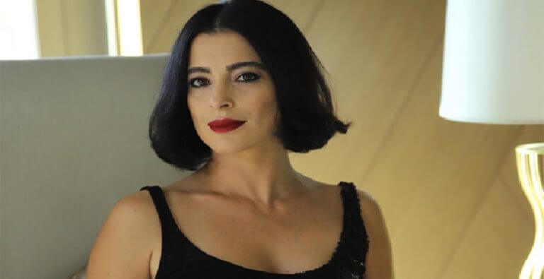 Mine Çayıroğlu kimdir?