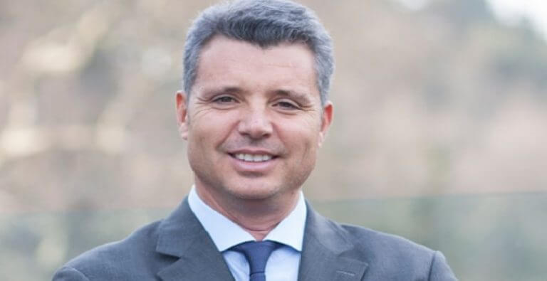 Sadettin Saran kimdir?