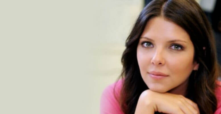 Selin Ortaçlı Kimdir