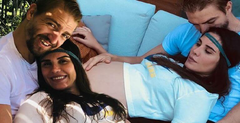 Şükran Ovalı kızı Mihran ile birlikte fotoğrafını paylaştı