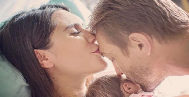 Şükran Ovalı doğum fotoğraflarını paylaştı. Caner Erkin’in ağladığı an duygulandırdı!