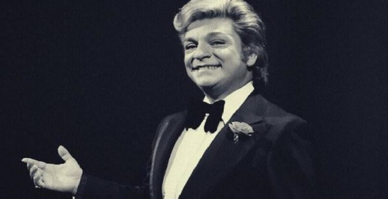 Zeki Müren’in nüfus cüzdanı ortaya çıktı