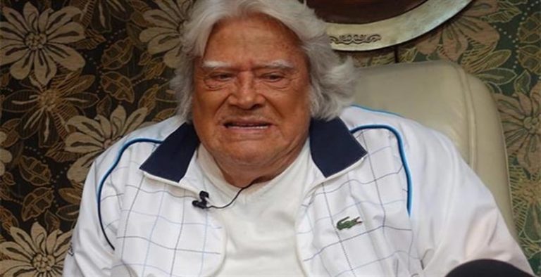 Türk halkının duaları Cüneyt Arkın’ın yanında!