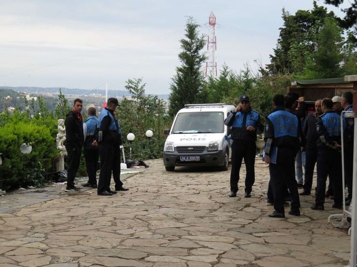 Adnan Oktar'ın villası yıkılıyor