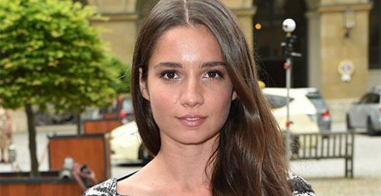 Elit İşcan’a Rol Arkadaşlarından Destek Açıklaması Geldi!